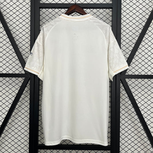 Nottingham Forest Alternativa 25/26