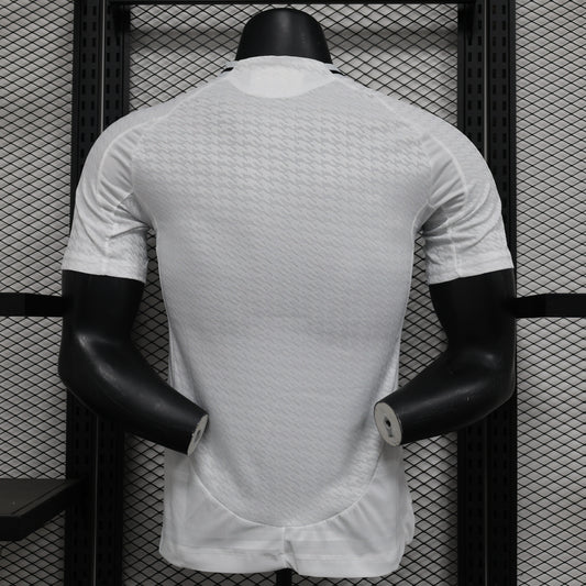 Real Madrid Principal 24/25 - Versão Jogador