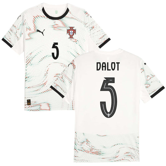 Diogo Dalot Alternativa 2025
