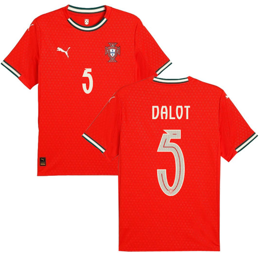 Diogo Dalot Principal 2025