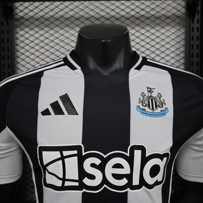 Newcastle Principal 24/25 - Versão Jogador