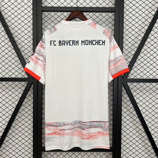 Bayern Munique Terceiro 25/26